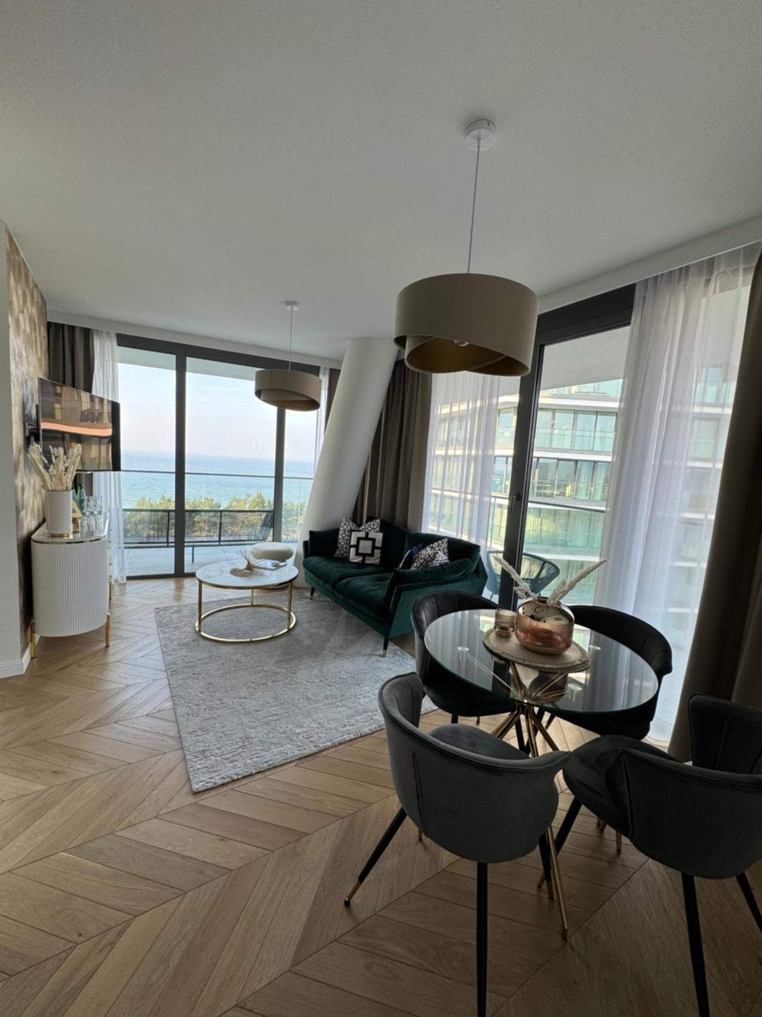 Wave Apartment Tyballtic 7Th Floor With Two Bedrooms And Sea View! Miedzyzdroje Exterior foto