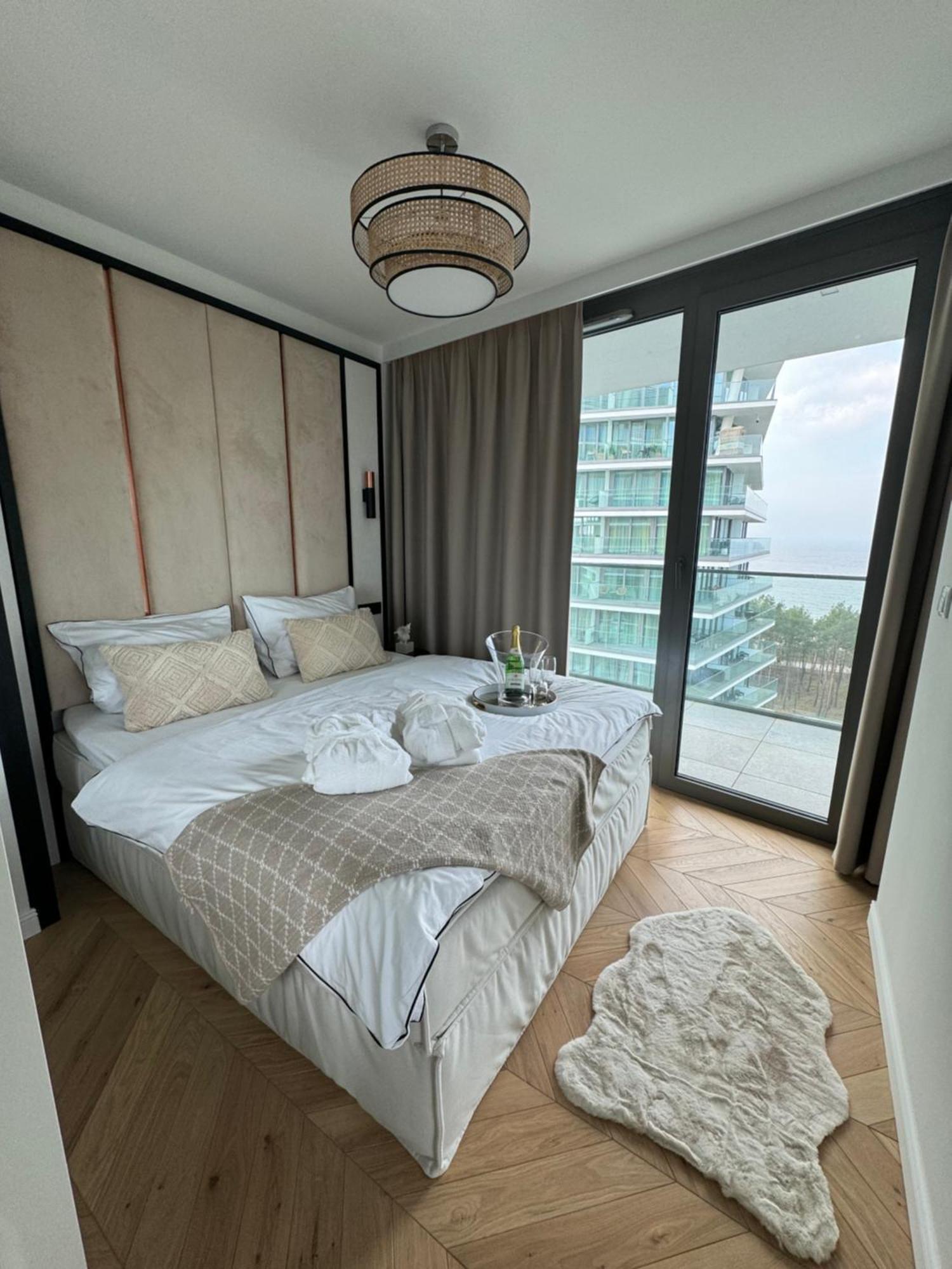 Wave Apartment Tyballtic 7Th Floor With Two Bedrooms And Sea View! Miedzyzdroje Exterior foto