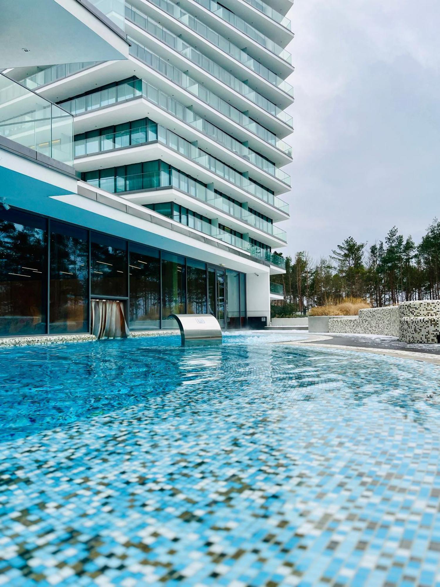 Wave Apartment Tyballtic 7Th Floor With Two Bedrooms And Sea View! Miedzyzdroje Exterior foto